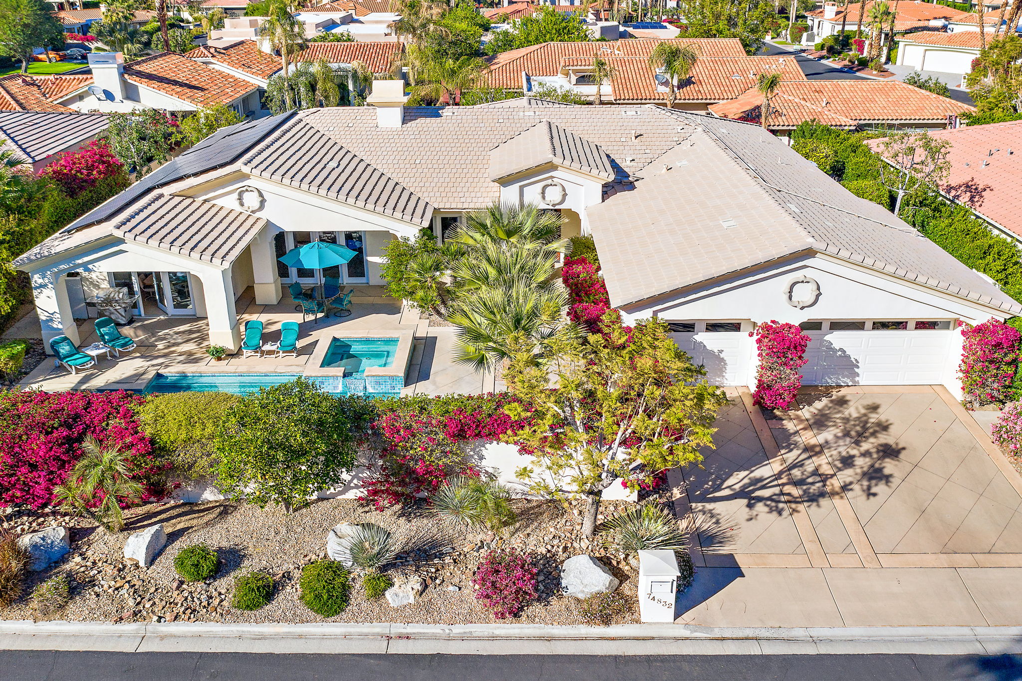 South Cove Drive